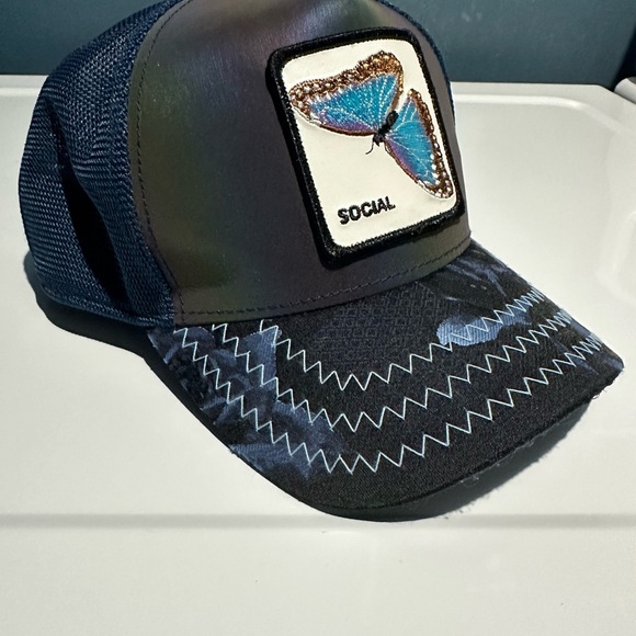 Goorin Bros Trucker Hat Exclusive Social Butterfly Hologram Sticker Tags Labels - Picture 4 of 10